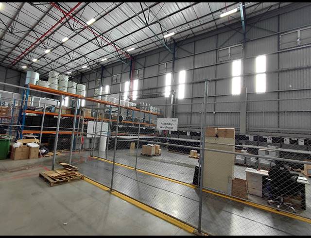 2,016M² WAREHOUSE TO LET IN POMONA